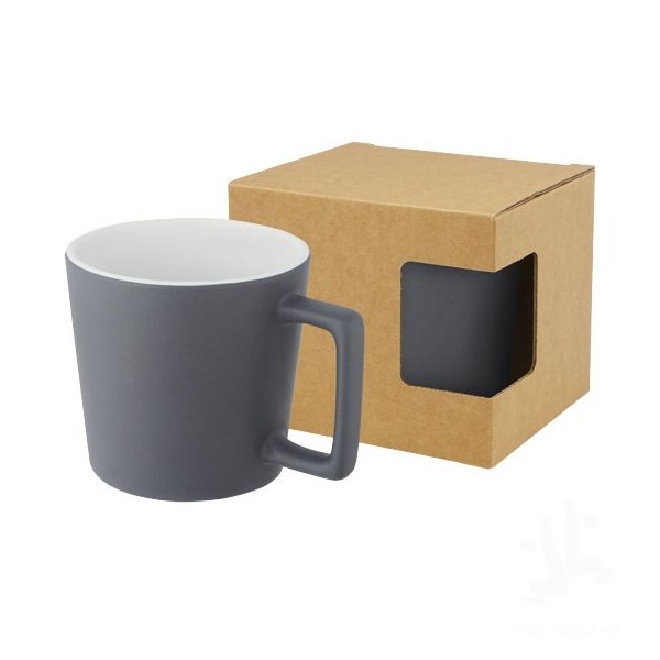 Cali 370 ml ceramic mug with matt finish