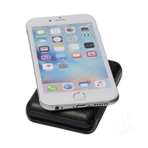 Dense 5000 mAh wireless power bank