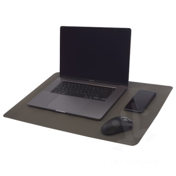 Hybrid desk pad