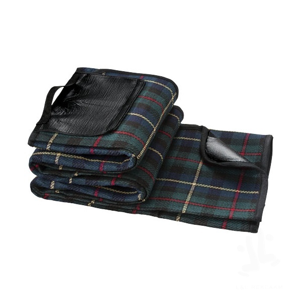 Park water and dirt resistant picnic blanket